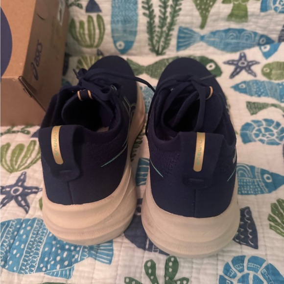 Asics Navy and Teal Athletic Shoes - Picture 8 of 10